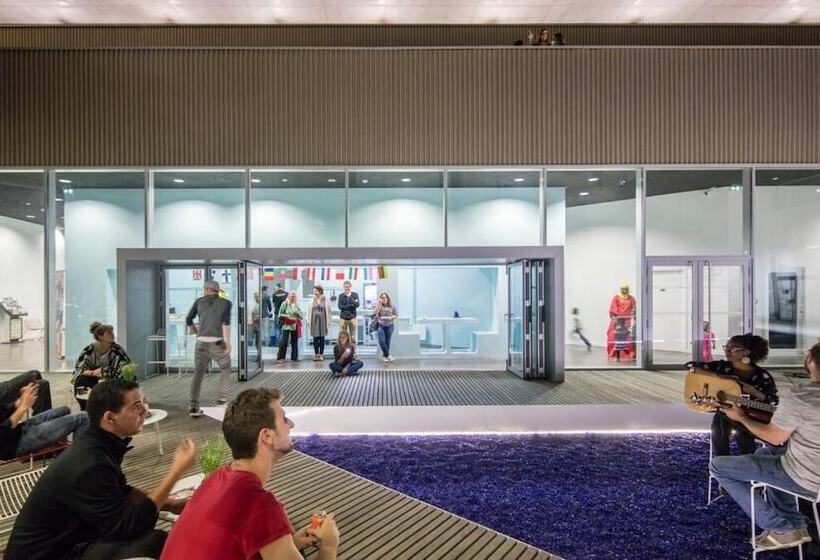 הוסטל Auberge De Jeunesse Hi Lille