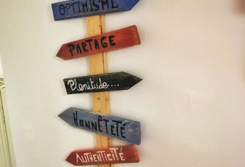 旅馆 Auberge De Jeunesse Hi Serre Chevalier