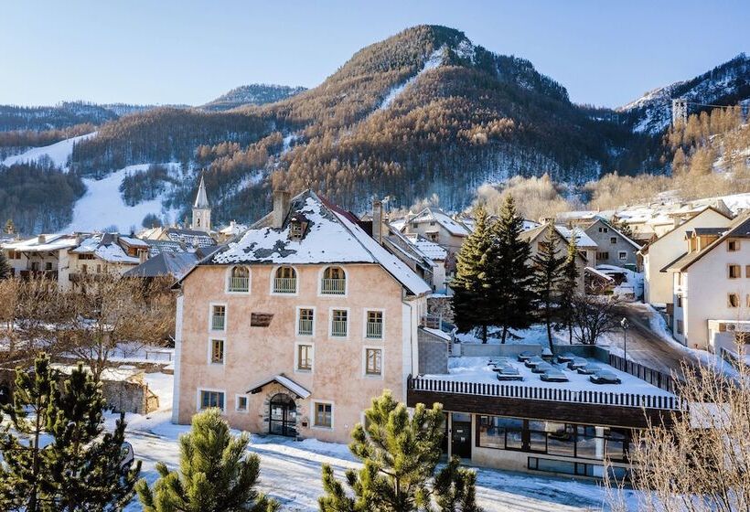 旅馆 Auberge De Jeunesse Hi Serre Chevalier