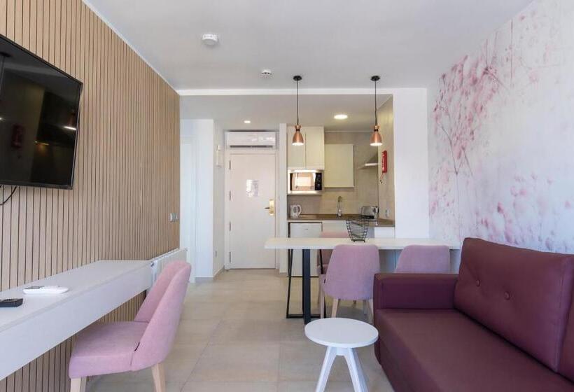 Aparthotel Bcl Levante Beach