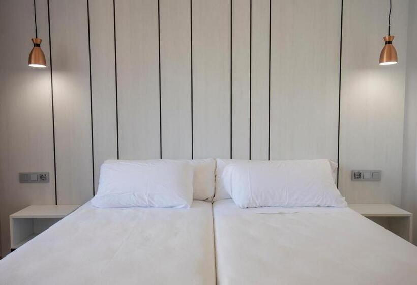 Aparthotel Bcl Levante Beach