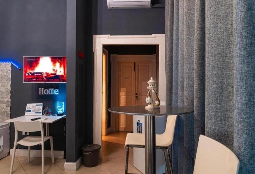 住宿加早餐 Taranto Mn Place