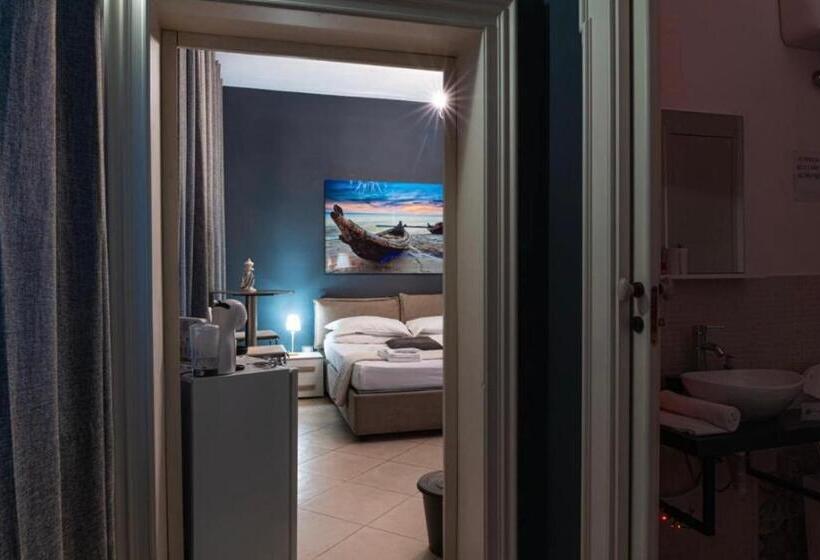 住宿加早餐 Taranto Mn Place