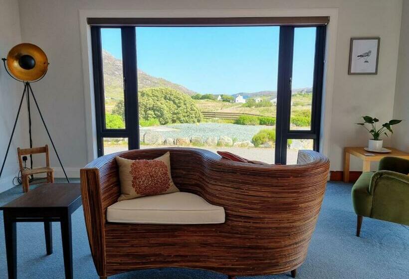 مبيت وإفطار Brae Lea House, Lochboisdale, South Uist. Outer Hebrides