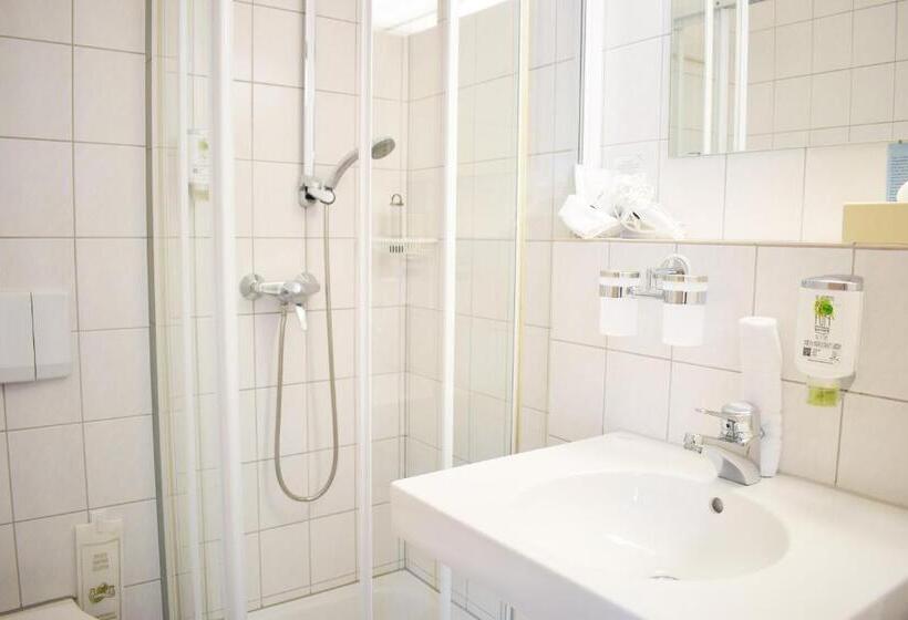 Castell Hotel & Restaurant