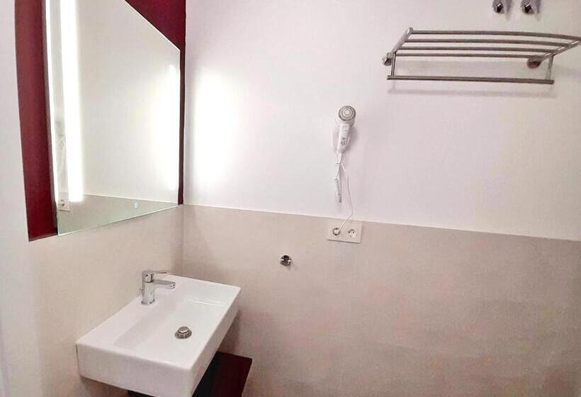 فندق 19 30 Valencia