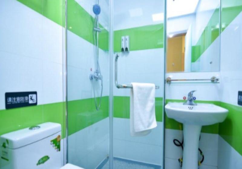 Отель 7 Days Inn Luoyang Longmen Grottoes Kai Yuan Avenue