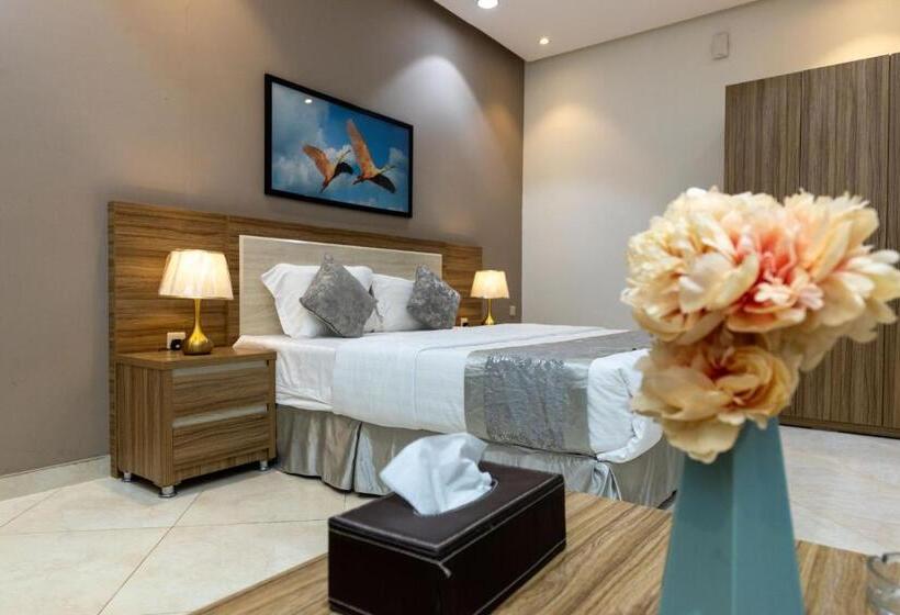 Отель Admire Apart