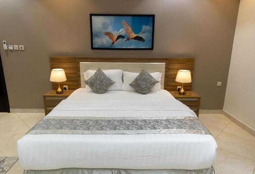 Отель Admire Apart