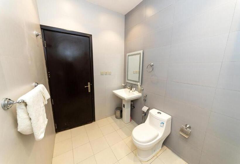 Отель Admire Apart