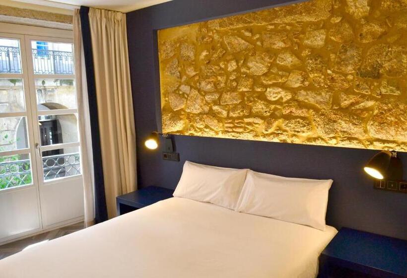 هتل Alda Galeria Coruna