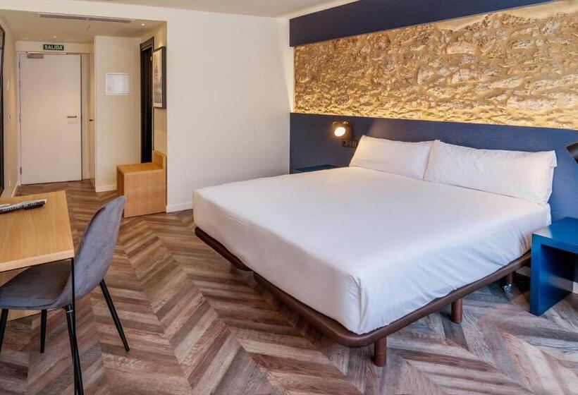 هتل Alda Galeria Coruna