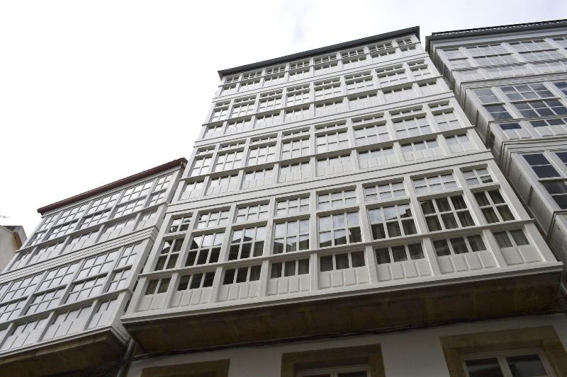 هتل Alda Galeria Coruna