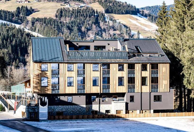 호텔 Almmonte Präclarum Suites Design