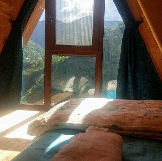 בית מלון כפרי Begi Apart Bungalov