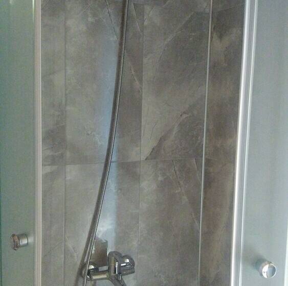 בית מלון כפרי Begi Apart Bungalov