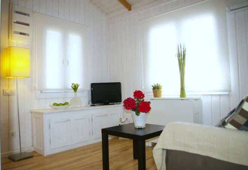 호텔 Camping Lo Monte