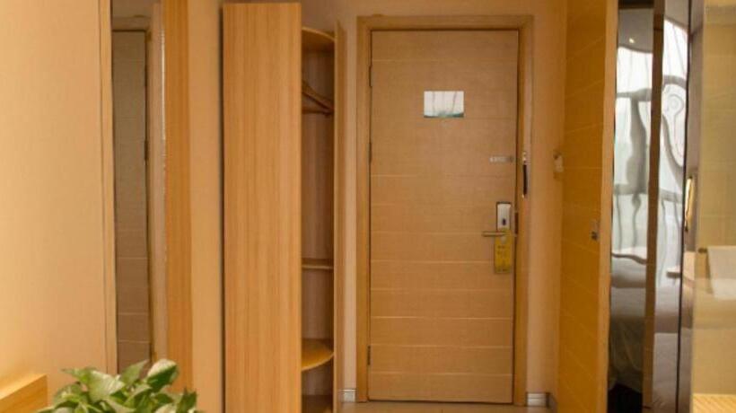 Отель City Comfort Inn Yichang East Railway Station