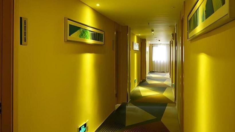 Отель City Comfort Inn Yichang East Railway Station