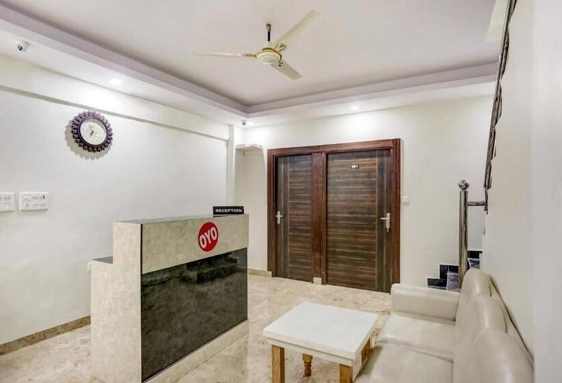 هتل Flagship 75676 New Daffodil Inn