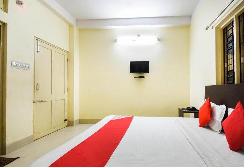 Отель Flagship 75693 Pradhan Palace