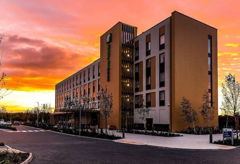 בית מלון כפרי Holiday Inn Express   Bicester, An Ihg