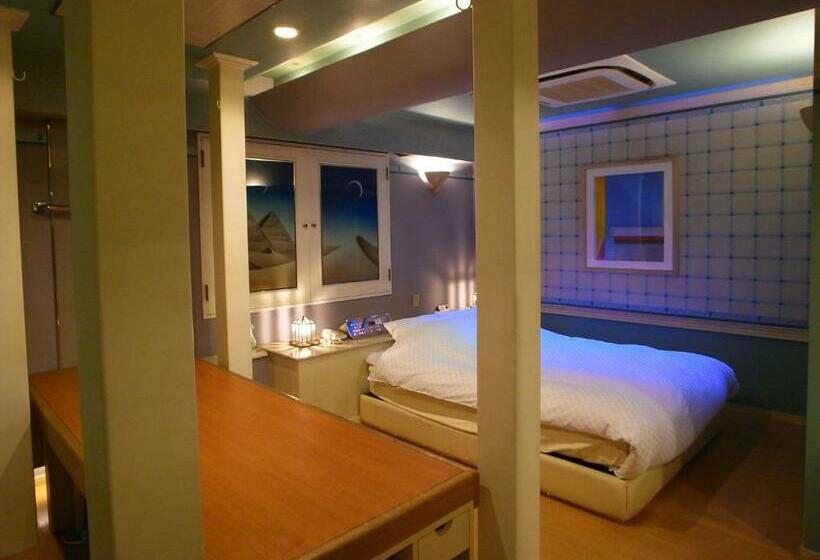 Отель K Village