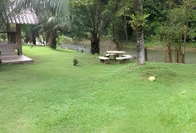 ホテル Ma Kham Forest Resort