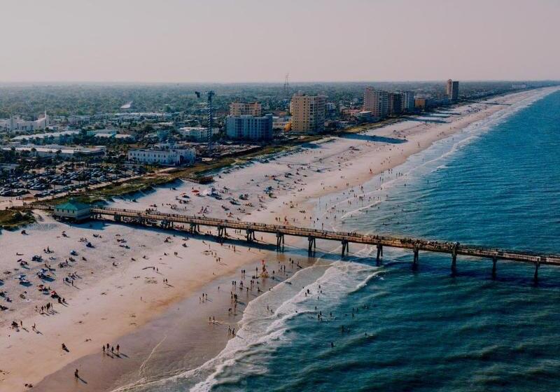 בית מלון כפרי Margaritaville Jacksonville Beach