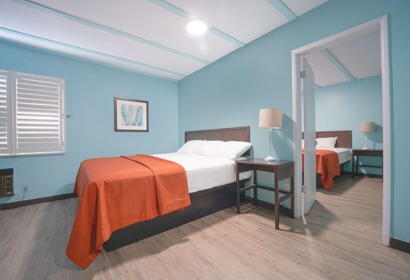 هتل Rodeway Inn & Suites North Hollywood Burbank Airport   Universal Area