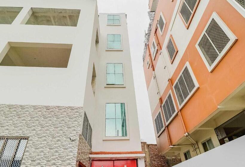 Hotel Oyo 70617 R.c. Inn