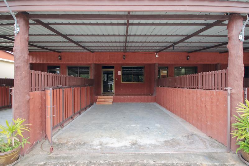 호텔 Oyo 75331 Hareeya