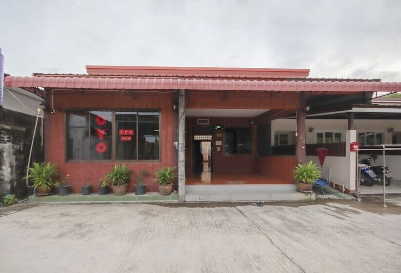 호텔 Oyo 75331 Hareeya