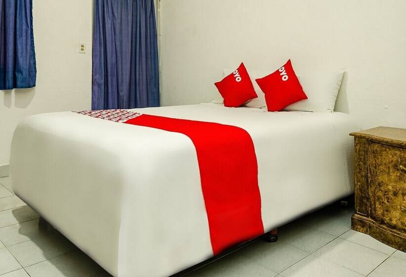 בית מלון כפרי Oyo  Cabo Del Sur