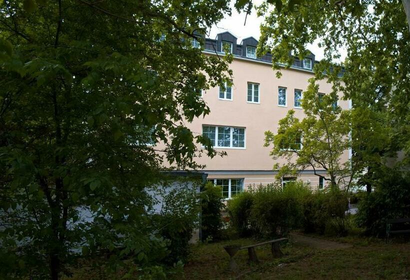 فندق Garni Das Pallottihaus Wien