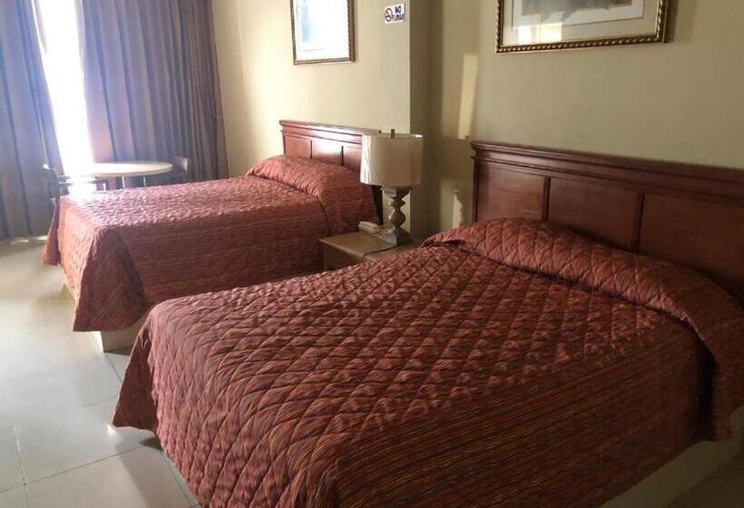 فندق Plaza Riviera