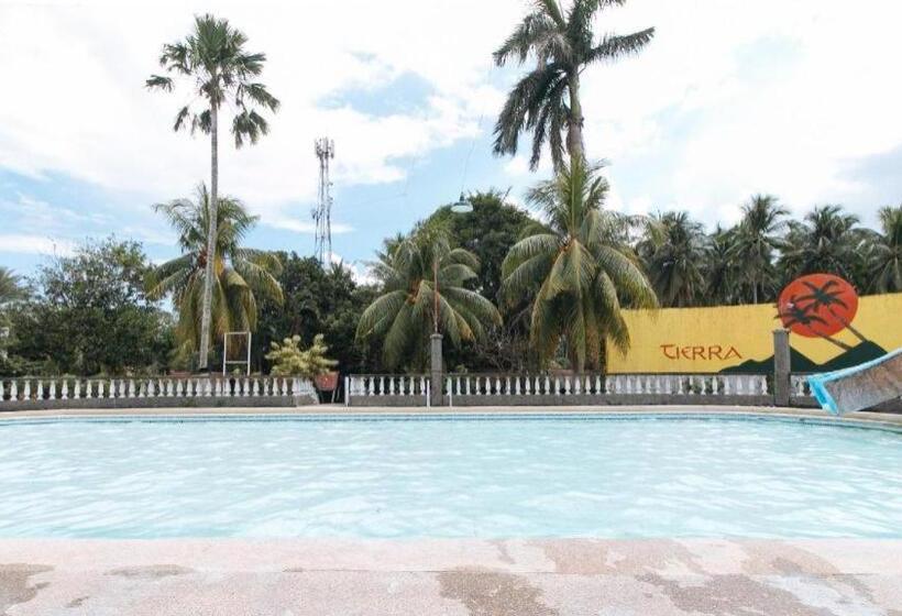 호텔 Reddoorz @ Tierra De Oro Resort