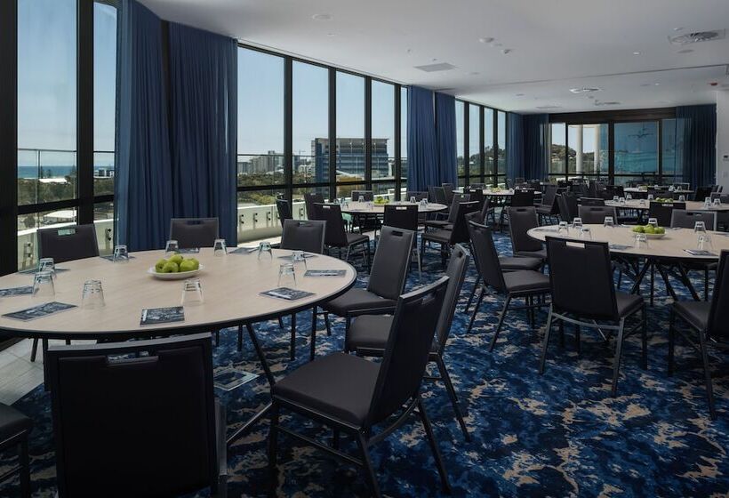 Отель Rydges Gold Coast Airport