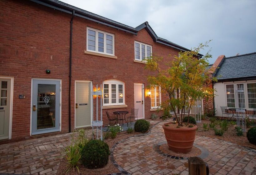 酒店 The Lion At Malpas