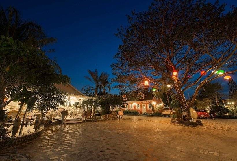 هتل Tomangoh Vintage Resort
