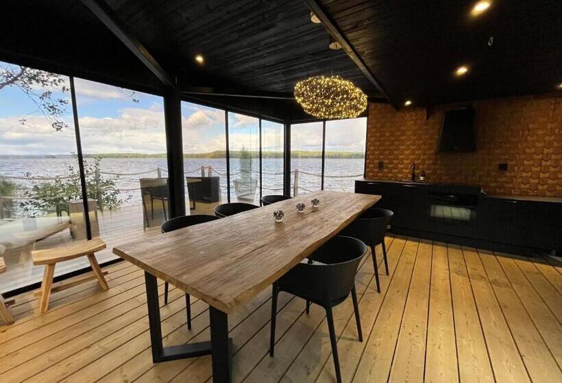 Lake Hotel Lehmonkärki   Haasi Mirror Houses