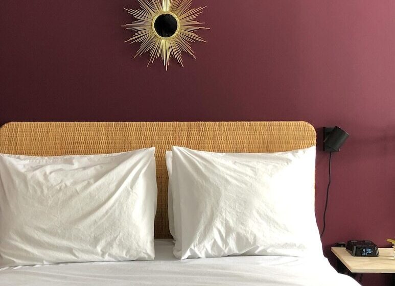 The Nomad Motel   International Falls, Mn   Near Canadian Border