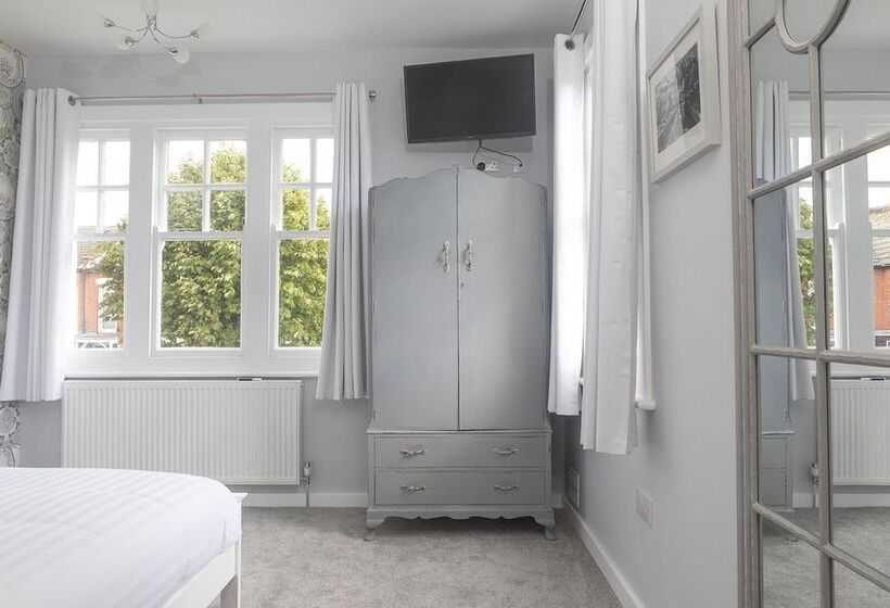 The Sleepinn Hare B&b