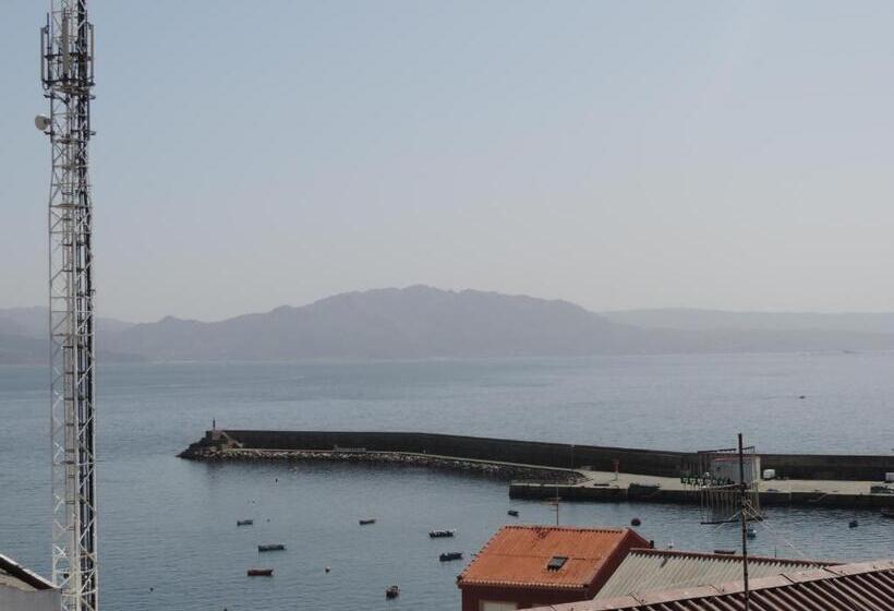 Albergue Pensión Cabo Da Vila