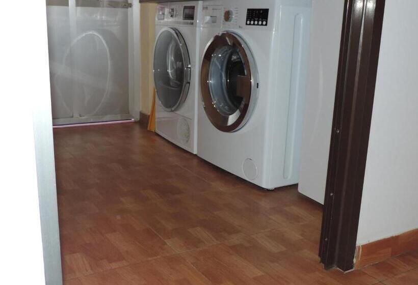 Albergue Pensión Cabo Da Vila