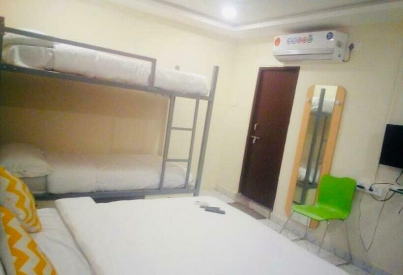 هاستل Siri Dormitory
