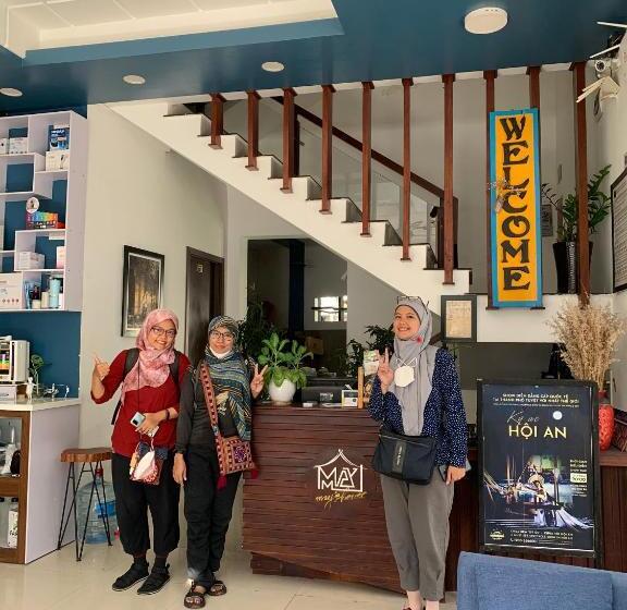 تختخواب و صبحانه May S House Hoi An