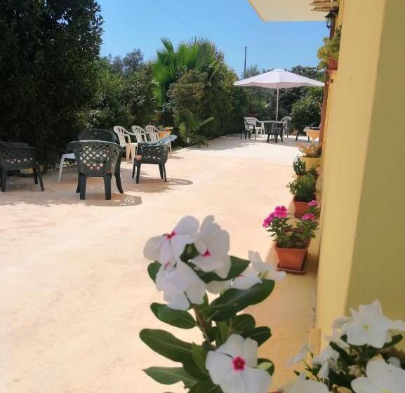 Bed and Breakfast Li Frasulli Mei