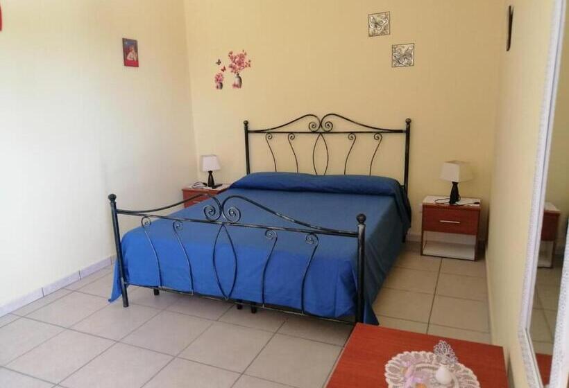 Bed and Breakfast Li Frasulli Mei