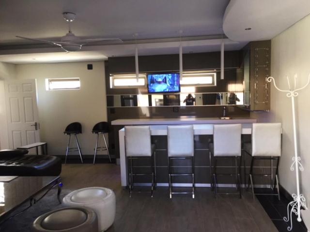 Coral Beach Bed & Breakfast